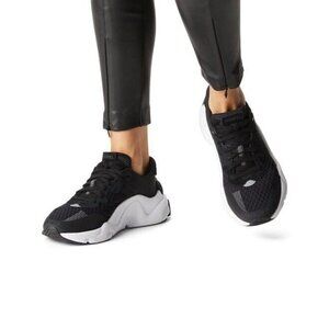 NEW SOREL Black & White Kinetic Rnegd Lace Up Sneaker Womens Size 6.5